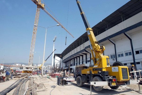 «Φονικά όπλα» έξω από την Τούμπα!