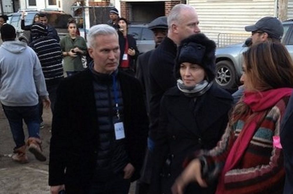 H Madonna τρελάθηκε: δείτε τη ντυμένη ουρακοτάγκο