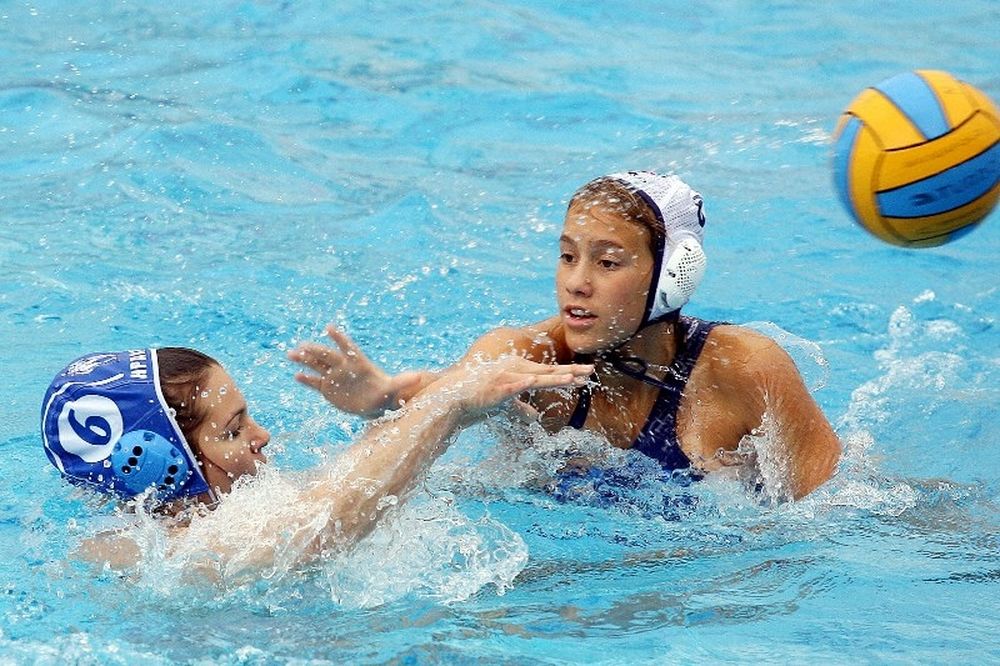 Λεν Τρόφι: Πρόκριση για τον Ηρακλή