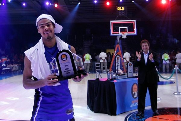 NCAA: «Μίλησε» το Ντιουκ (video)