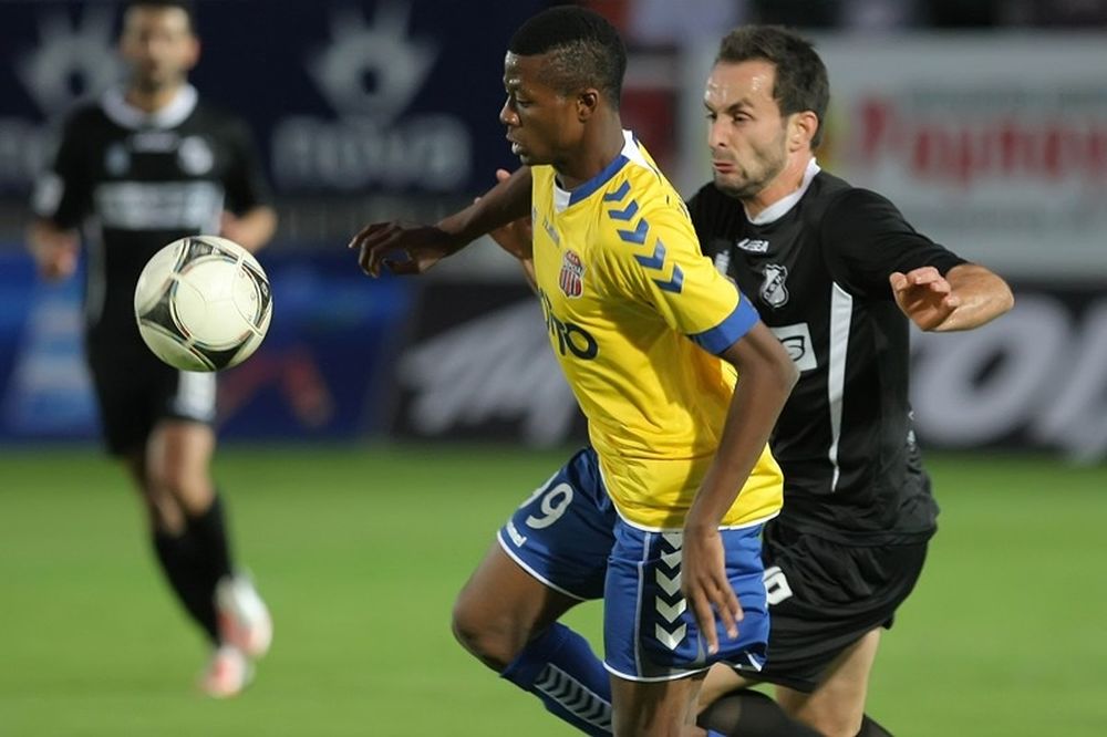 Κέρκυρα-Βέροια 1-1: «Έκλεψε» βαθμό στο 87’ η «Βασίλισσα»