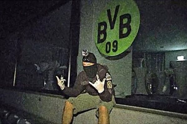 Διαρρήκτες της Ντόρτμουντ στο «Αλιάνζ Αρίνα»! (video)