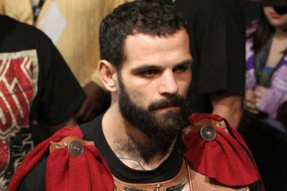 UFC: Επιβράβευση για Sakara