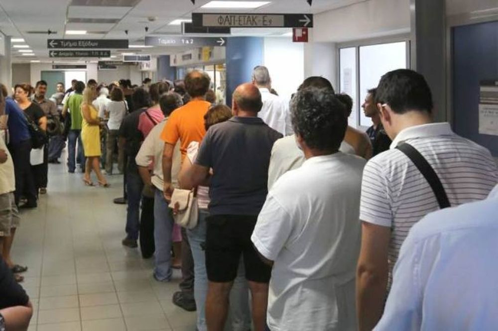 Πόσα θα πληρώσουμε το Δεκέμβριο σε «χαράτσια»