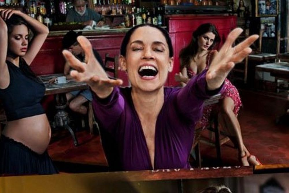 Το ημερολόγιο Pirelli για το 2013 «ντύθηκε»