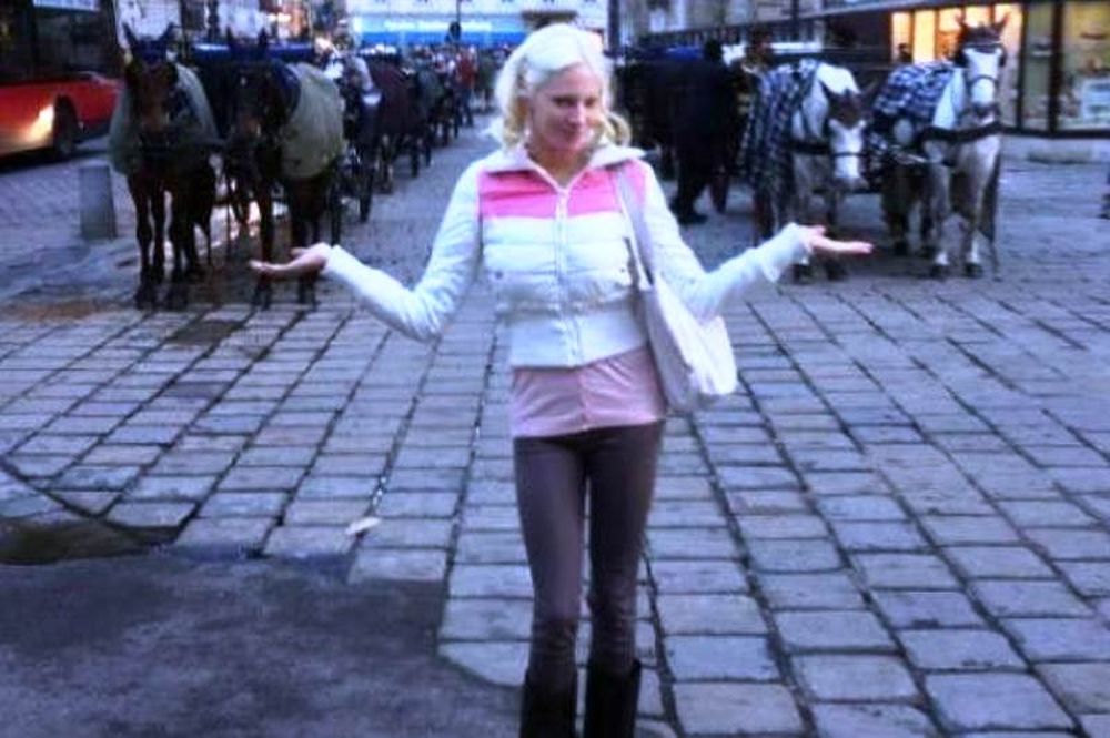 Οι νέες περιπέτειες της Τζούλιας Αλεξανδράτου στη Βιέννη! 