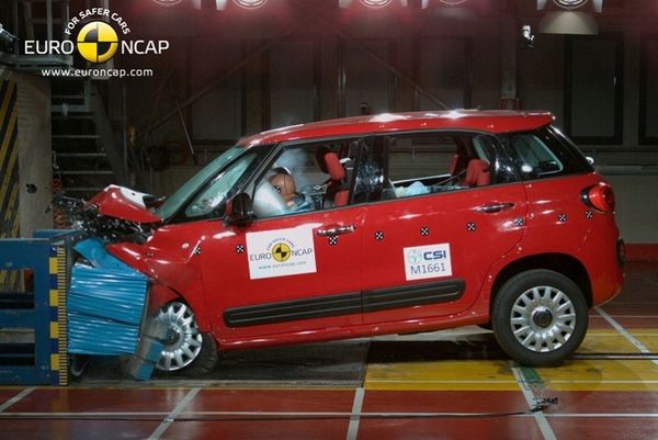 5 αστέρια για το Fiat 500L