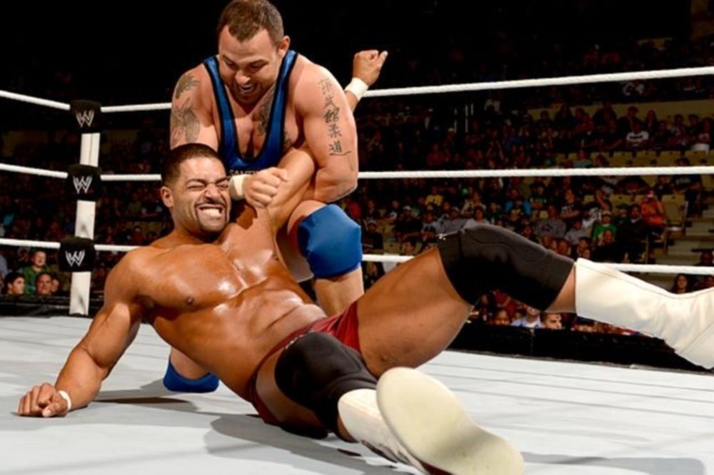 Superstars: Τσίμπησε η «Cobra» (videos)