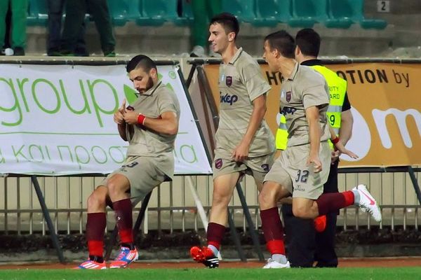 Πανιώνιος: «Δένει» τους νέους…