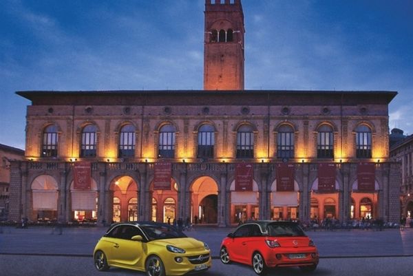 Ιταλική πρεμιέρα για το Opel Adam 