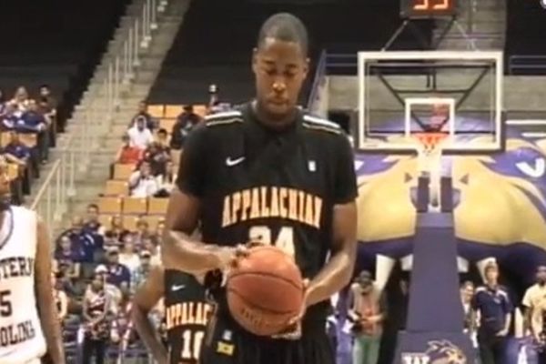 NCAA: Βολή για κλάματα (video)