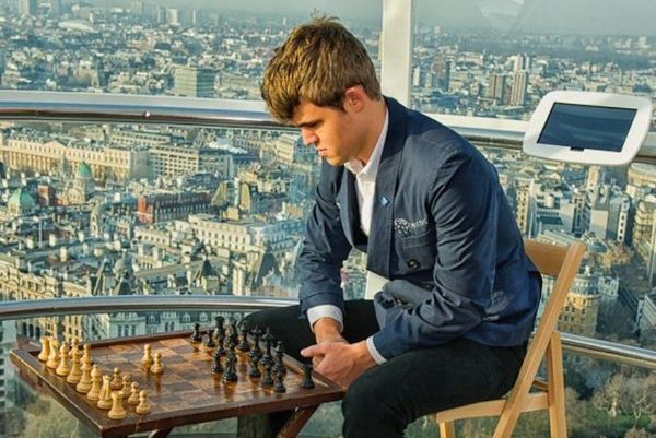 Σκάκι: Ο Κάρλσεν... αφήνει πίσω του τον Κασπάροφ