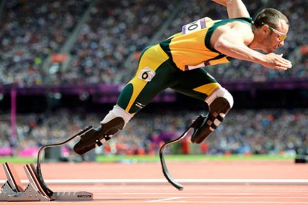 Πιστόριους: Τα βάζει και με… άλογο!