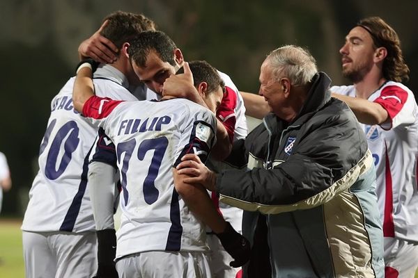 Καλλιθέα για… φίλημα, ανοικτοί λογαριασμοί για... έξι