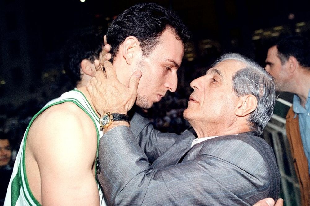 Υπερήφανος ως Παναθηναϊκός... (video)