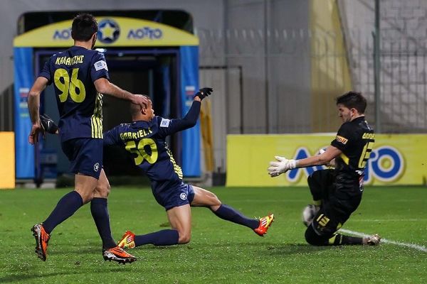 Αντεξε στη Λάρισα ο Αστέρας