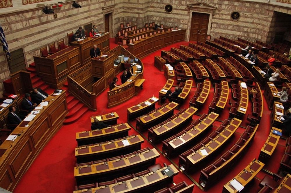 Στη Βουλή η ρύθμιση για την ενοποίηση Γ’-Δ’ Εθνικής