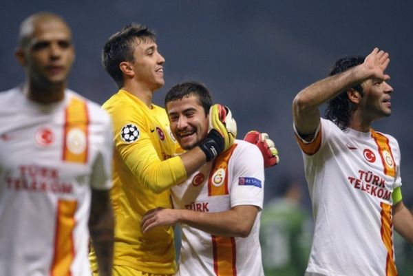 Στη Γαλατασαράι το ντέρμπι, 2-1 την Φενερμπαχτσέ (video)
