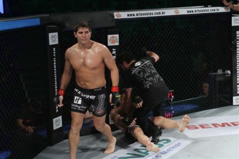 UFC: Κόβουν κιλά Cote και Stephens