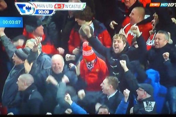 Μάντσεστερ Γιουνάιτεντ: Ο οπαδός που… αποκοιμήθηκε στο γκολ του Τσιτσαρίτο