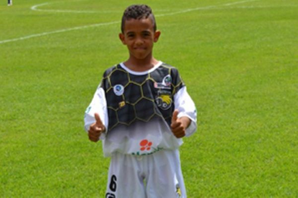 Το 11χρονο παιδί-θαύμα που «θάμπωσε» την Μπαρτσελόνα (video)