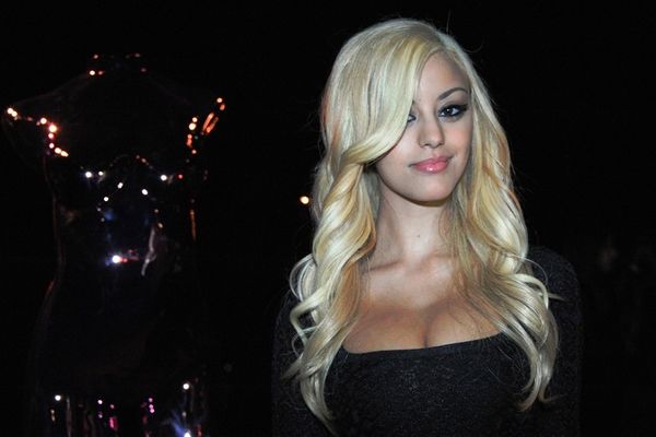 Σε όλα «ναι» η Ζάχια (photos+video)