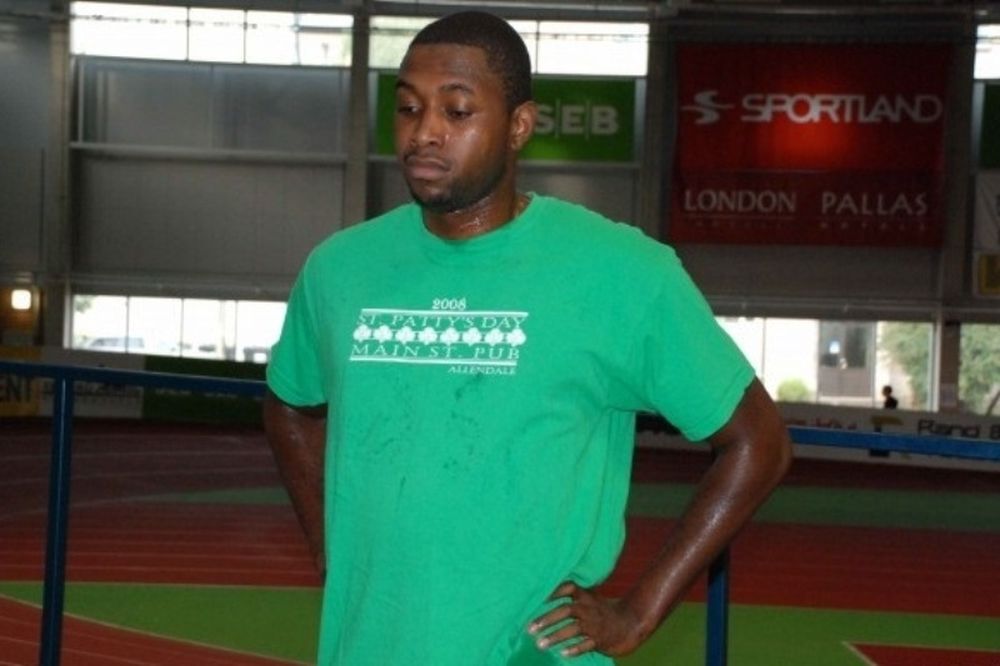 Πανελευσινιακός: Συμφωνία με Εζιούκου