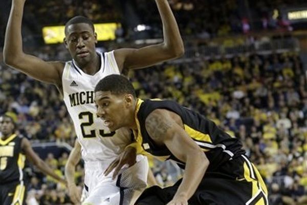 NCAA: Ακάθεκτο το Μίσιγκαν (videos)