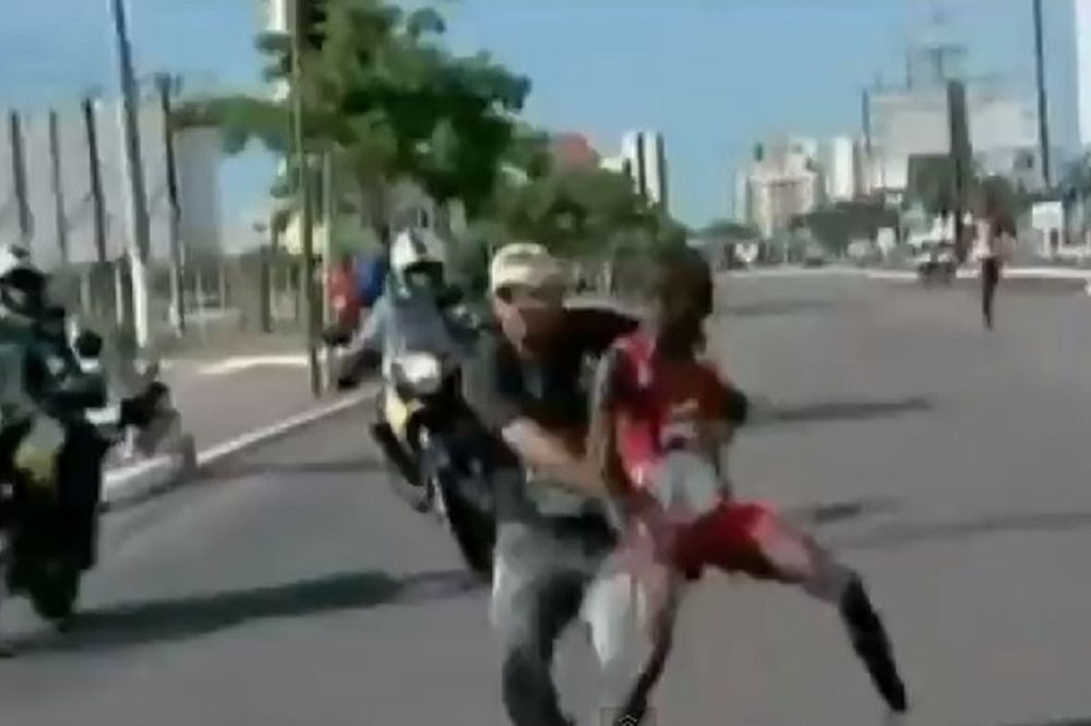 33χρονος επιτέθηκε στον Κενυάτη δρομέα, Ρότιτς! (video)