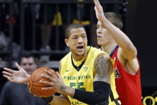 NCAA: Πρώτη ήττα για Αριζόνα (videos)