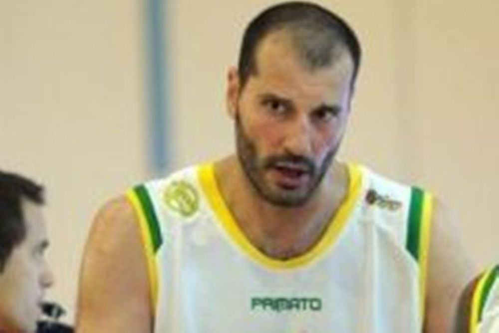 Βακαλό: Στα ημιτελικά με Κακιούζη