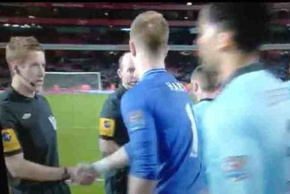 Μάντσεστερ Σίτι: Διαμαρτυρία οπαδών στο «Έμιρεϊτς» για τις... 62 λίρες (photos+video)