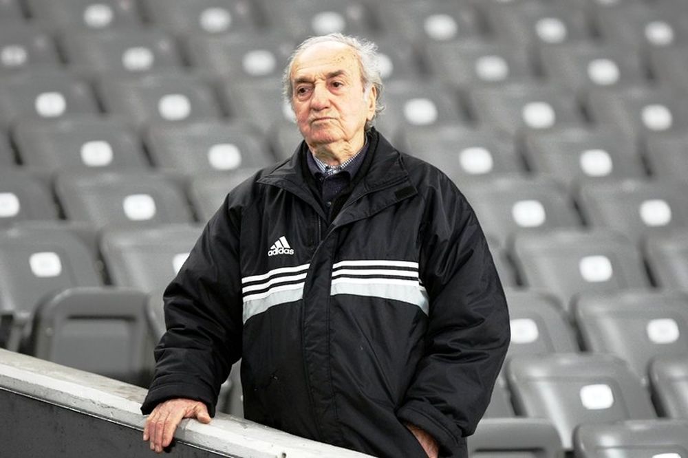 Νεστορίδης: «Όσο ζω, η ΑΕΚ δεν θα πέσει»
