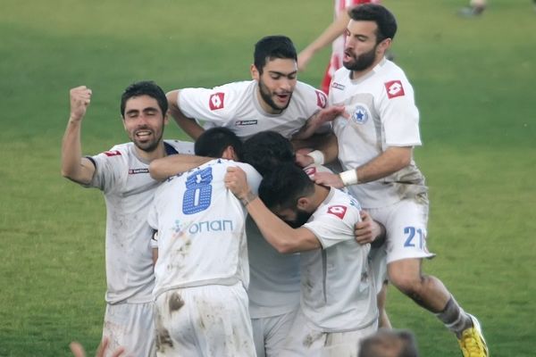 Λάμψη… Αστέρα, 2-1 τον Πανηλειακό