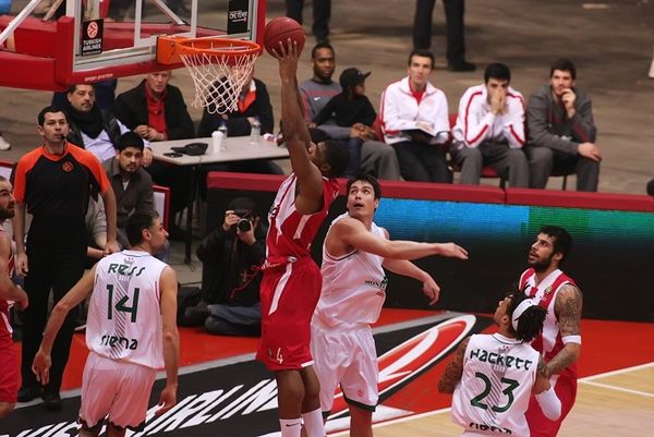 Ευρωλίγκα: Μακάμπι-Ολυμπιακός το παιχνίδι της εβδομάδας (video)