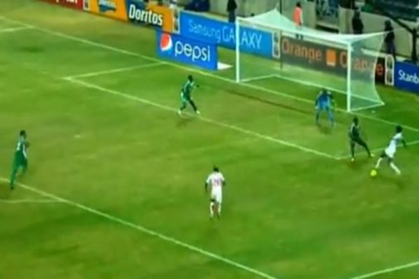  Βίντεο: Εκρυψαν τη μπάλα και πέτυχαν γκολάρα...