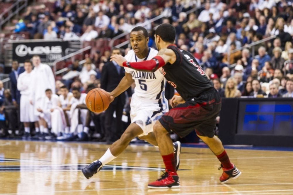 NCAA: Δεύτερη συνεχόμενη ήττα για Λούσβιλ (videos)