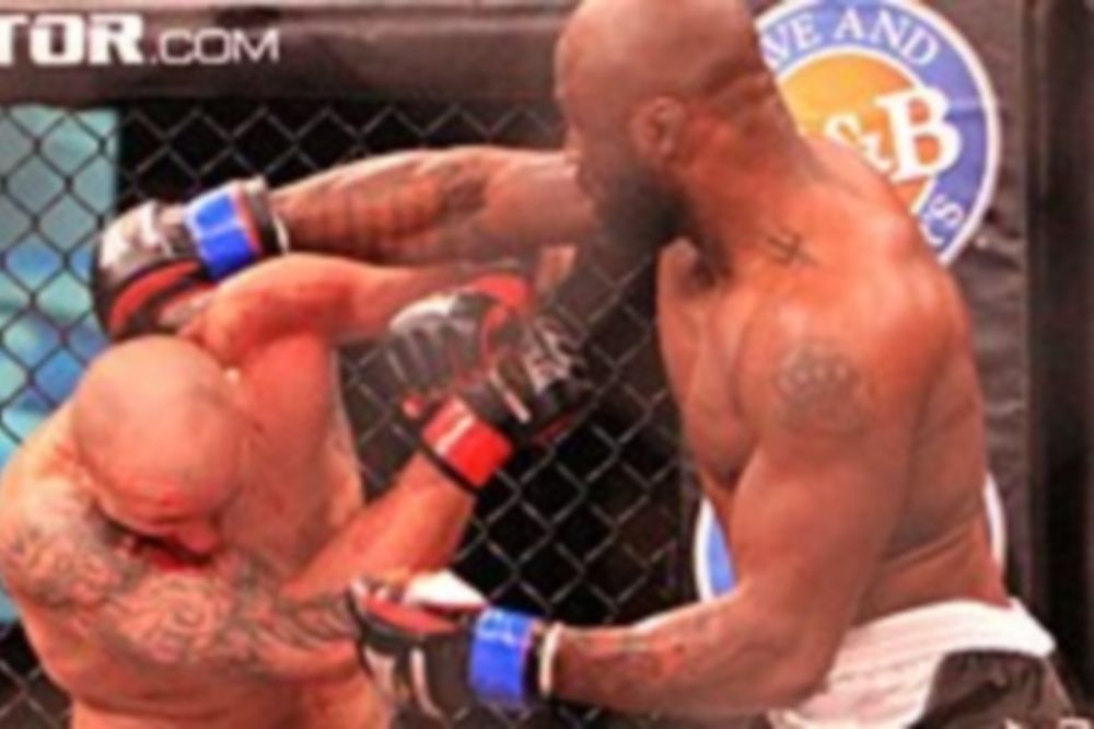 Bellator 86: Με φόρα ο King Mo (videos)