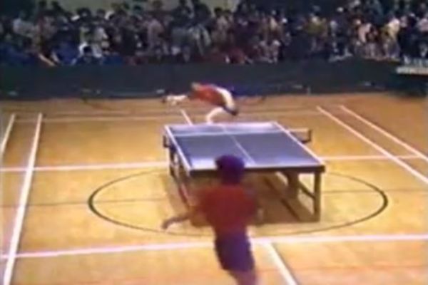 Η κορυφαία στιγμή όλων των εποχών στο πινγκ πονγκ (video)