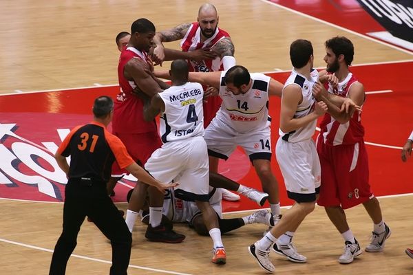Ολυμπιακός: Έτσι «πάτησε» τη Φενέρ (video)