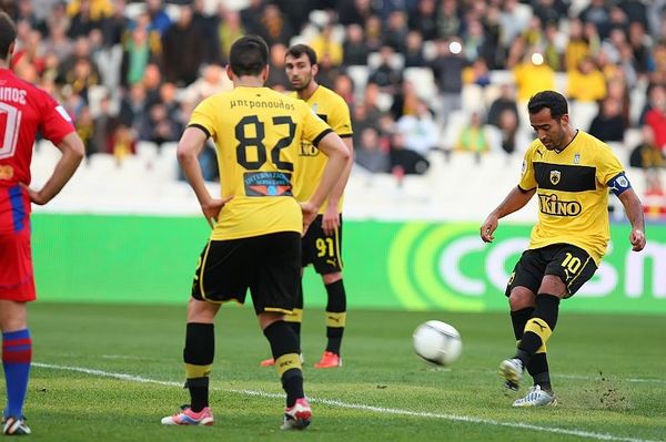 Απευθείας… παραμονή για την ΑΕΚ, 1-0 τον Πανιώνιο (video)