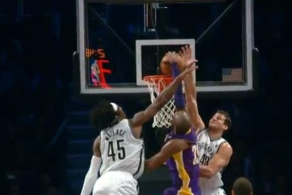 Θαυμάστε το κάρφωμα του Κόμπι Μπράιαντ (Video)