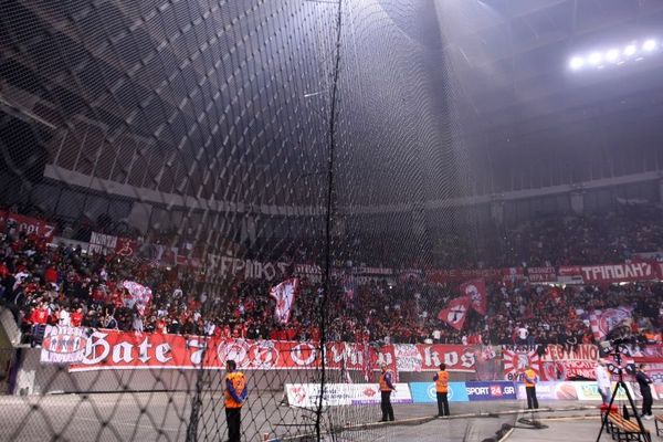 Ολυμπιακός: Πρόστιμο κι έγγραφη επίπληξη
