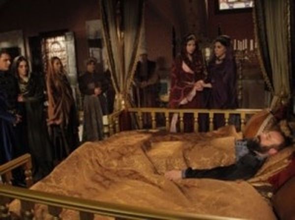 O Σουλεϊμάν στο νεκροκρέβατο!