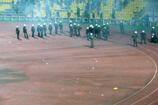 Ηρακλής: Ενταση και επεισόδια στο Καυτανζόγλειο (video)