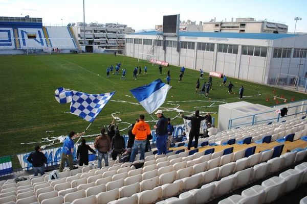 Απόλλων Σμύρνης: Με την πλάτη στον τοίχο…