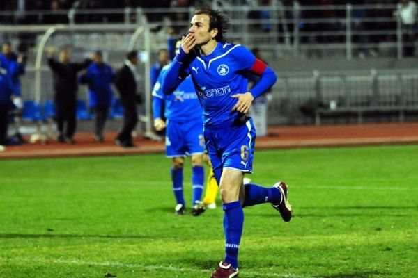 Βέροια: Κοντά σε Ντομπρασίνοβιτς