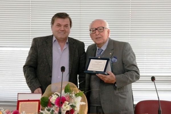 Ρήγας Φεραίος: Τίμησε Μακρόπουλο (photos)