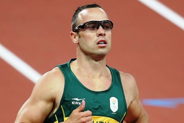 Ο Πιστόριους κατηγορείται ότι σκότωσε τη σύντροφό του!