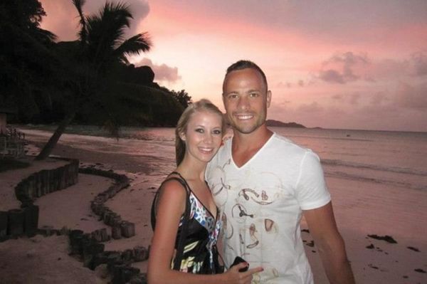 Αυτή ήταν η κοπέλα του Πιστόριους (photos)